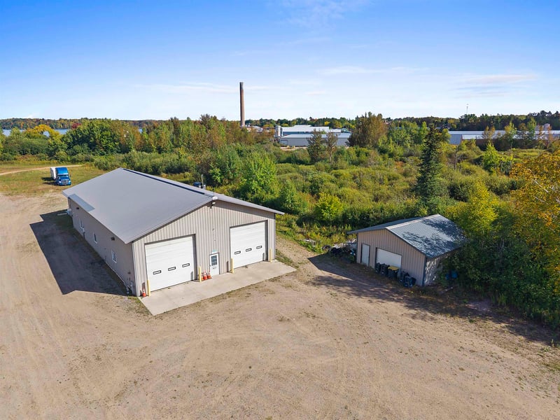 5062 Us Hwy 8, Laona, WI 54541