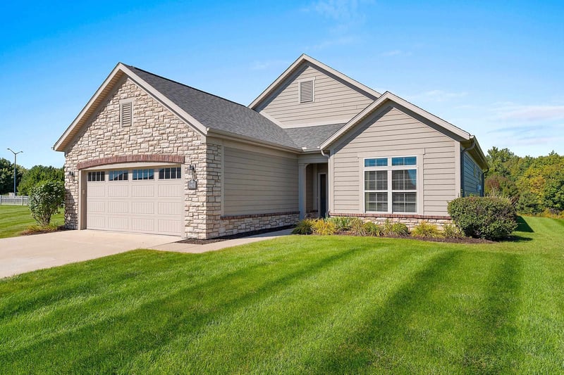 3421 Peppergrass Ct, Green Bay, WI 54311