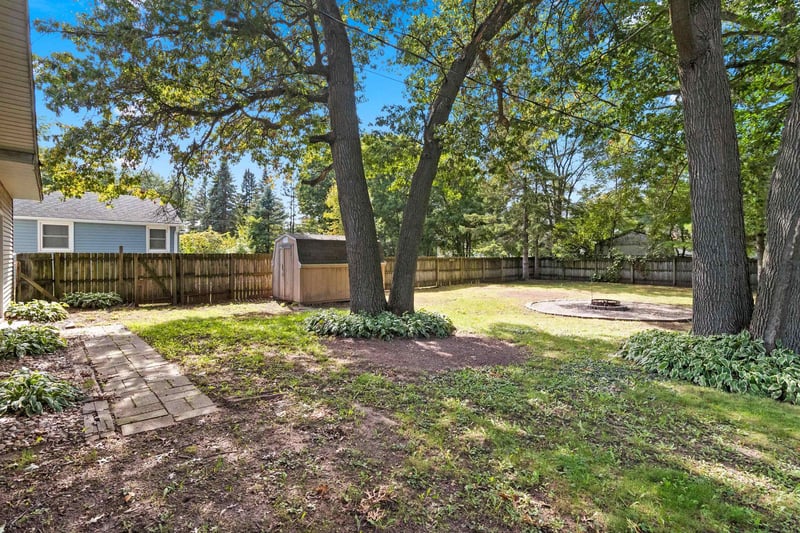 835 S Prospect St, Shawano, WI 54166-0000