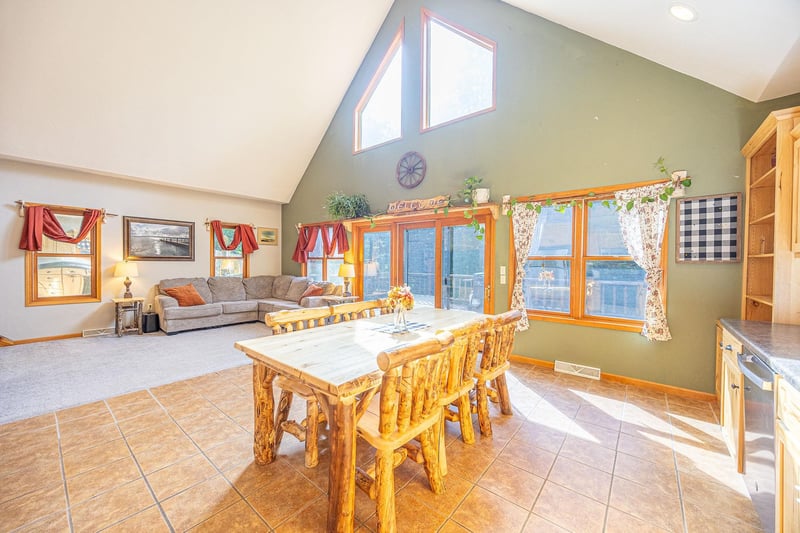 12445 Bedrock Ln, Suring, WI 54174