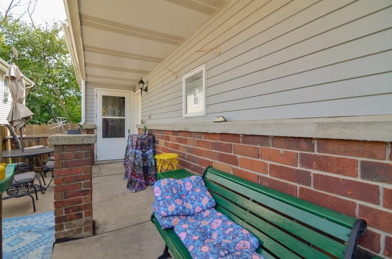 617 Victoria Ct, Green Bay, WI 54311