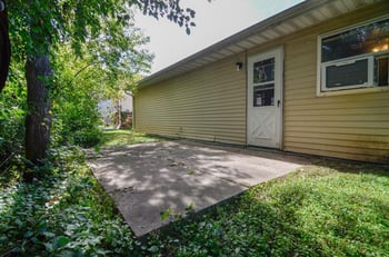 607 Victoria Ct, Green Bay, WI 54311