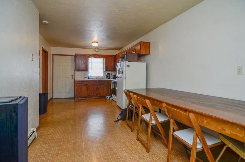 607 Victoria Ct, Green Bay, WI 54311