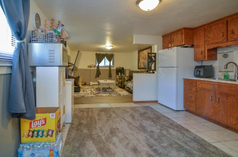 613 Victoria Ct, Green Bay, WI 54311