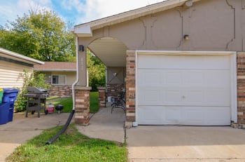 613 Victoria Ct, Green Bay, WI 54311