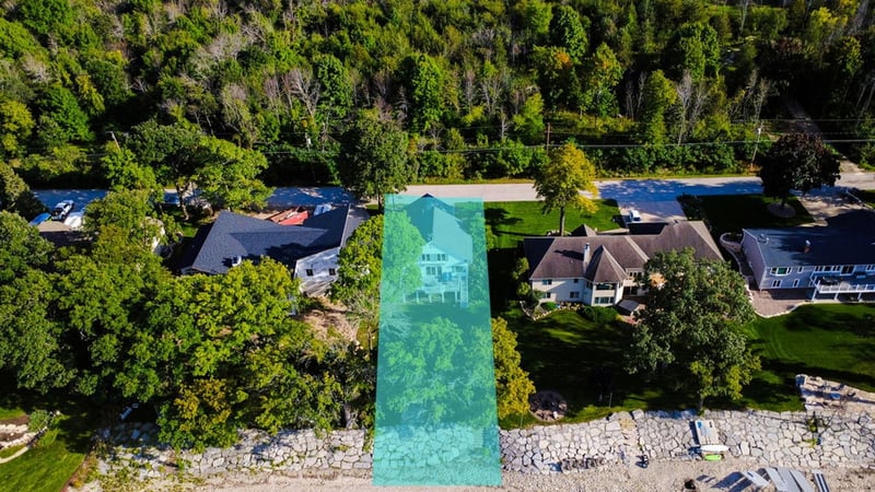 5061 Edge Water Beach Rd, Green Bay, WI 54311-9732