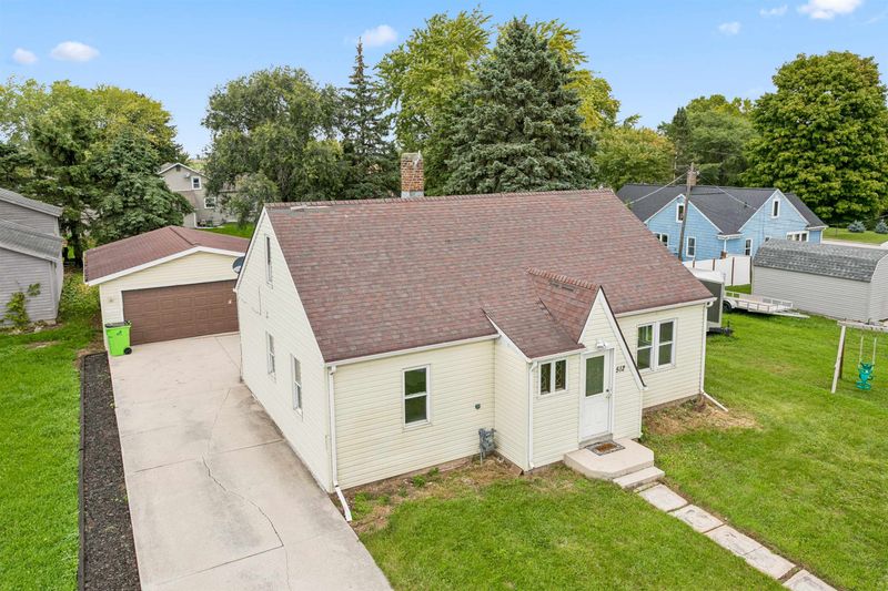 512 Wall St, Chilton, WI 53014