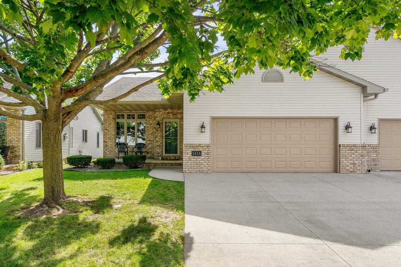 1815 E Sylvan Ave, Appleton, WI 54915