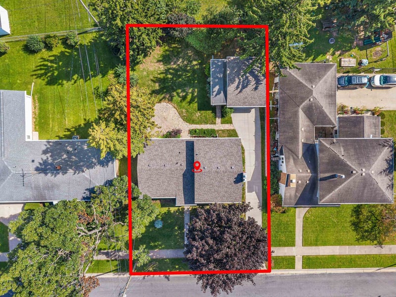 1214 Campbell St, Neenah, WI 54956