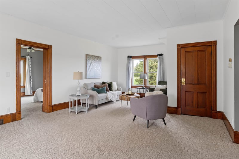 N180 Island Rd, Neenah, WI 54956