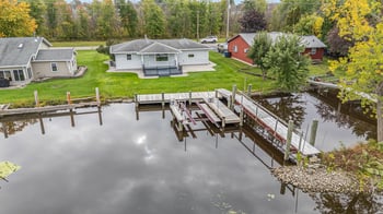 653 Krenz Rd, Omro, WI 54963