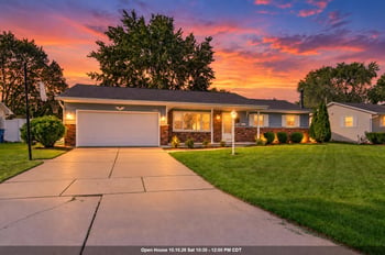 1491 Commanche Ave, Green Bay, WI 54313-5969