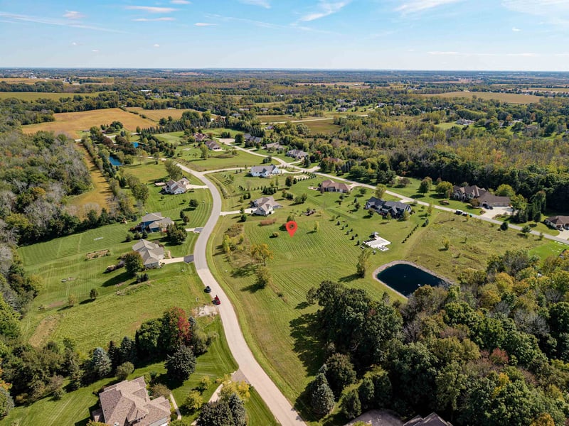W9001 Forest Ridge Dr #32, Hortonville, WI 54944