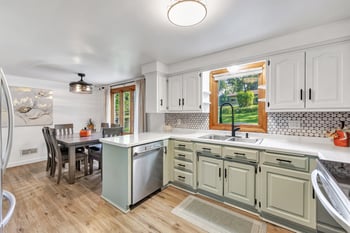 423 Bader St, Green Bay, WI 54302