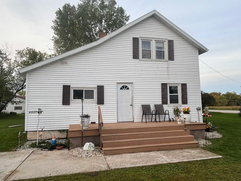 N5805 Hwy 57, Hilbert, WI 54129