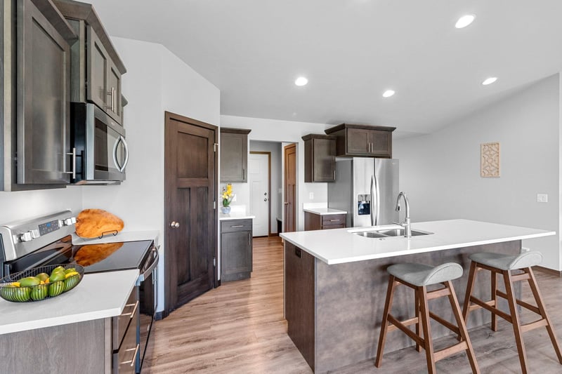 1739 Honor St, Neenah, WI 54956