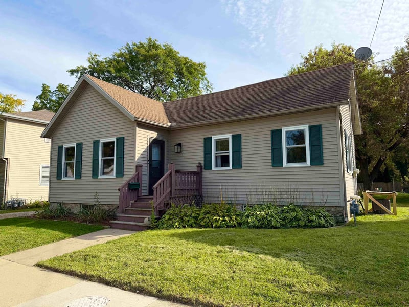 917 W Franklin St, Appleton, WI 54914