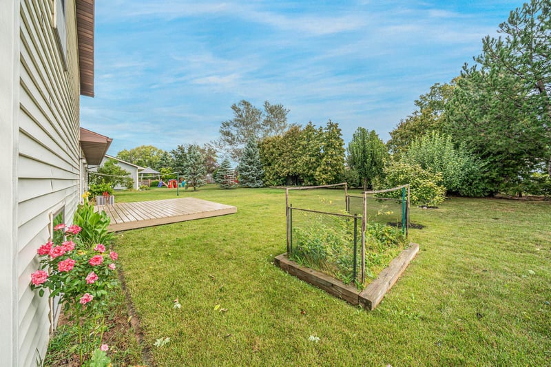 2824 Sullivan Ave, Kaukauna, WI 54911