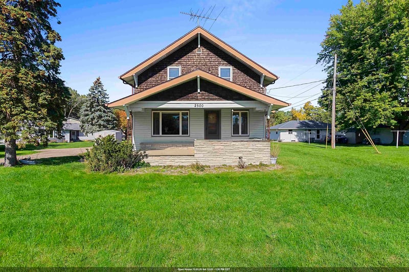 2500 E Newberry St, Appleton, WI 54915