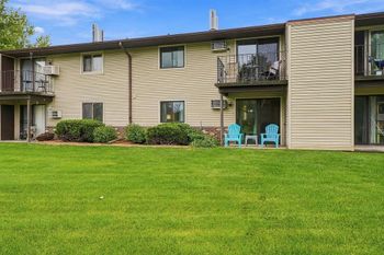 1735 Maricopa Dr #A, Oshkosh, WI 54904