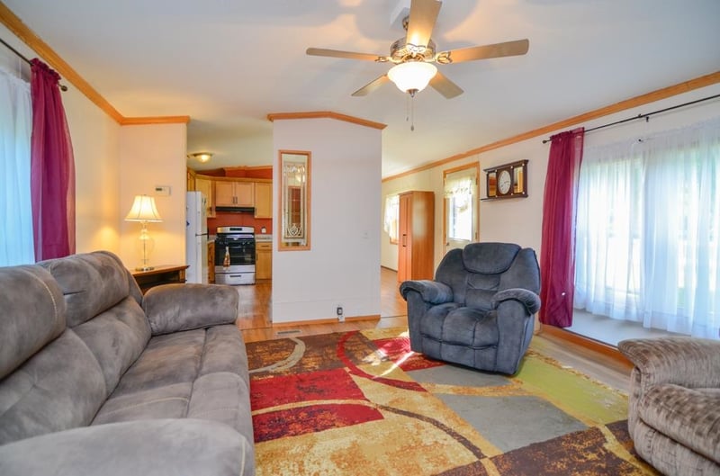 886 Lilly Rd, Little Suamico, WI 54141