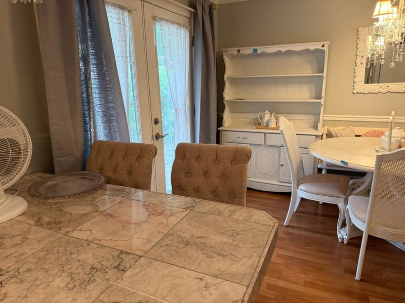 1596 Oakridge Ct, Menasha, WI 54952-1233