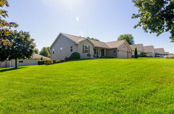 3587 Mighty Oak Trl, Green Bay, WI 54313