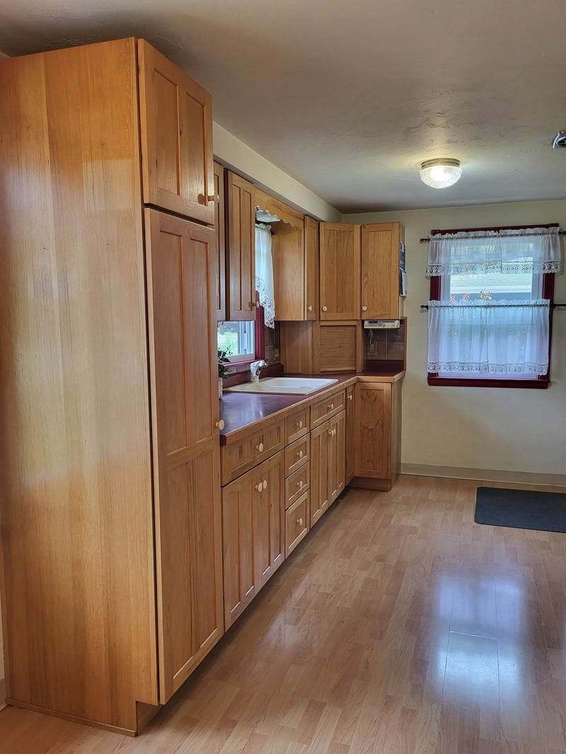 1703 Plank Rd, Menasha, WI 54952
