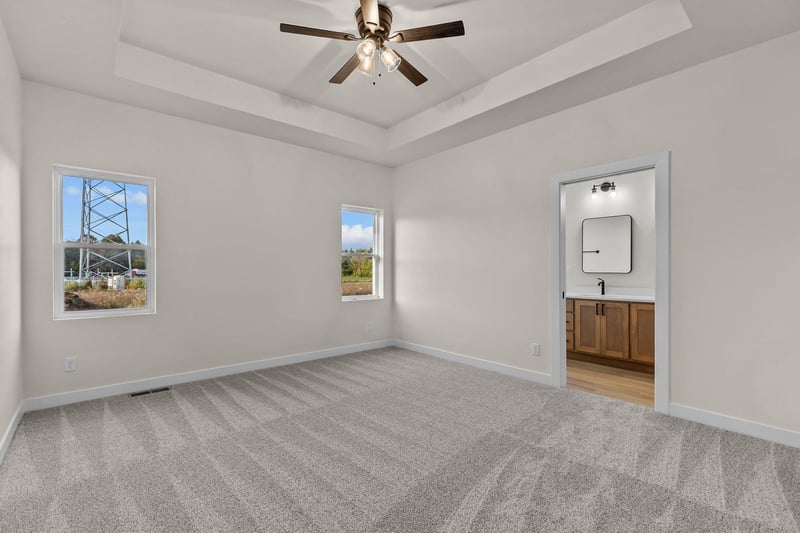 W5765 Roundstone Pl, Menasha, WI 54952