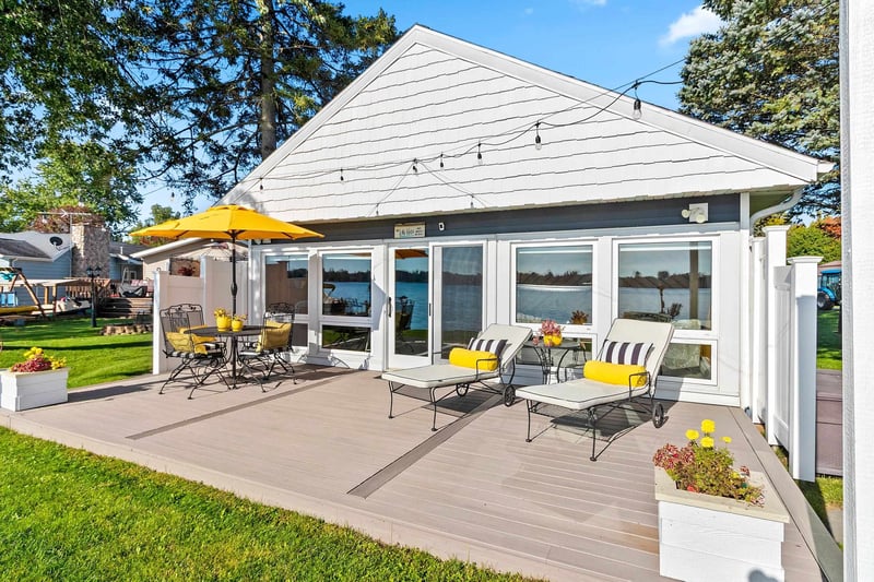 9538 Holt Park Rd, Suring, WI 54174