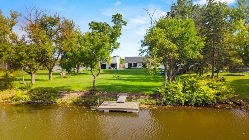 1732 Island Ct, Green Bay, WI 54303