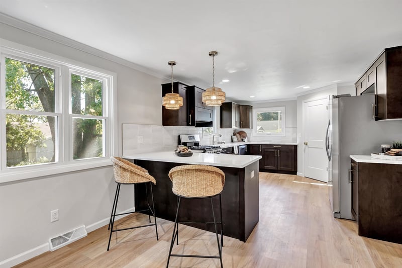 1017 Raymond St, Green Bay, WI 54304