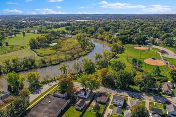 1449 Cass St, Green Bay, WI 54301-3320