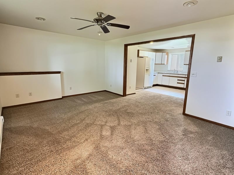 1642 Lincoln Ave, Omro, WI 54963