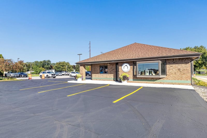 2345 E Mason St, Green Bay, WI 54302