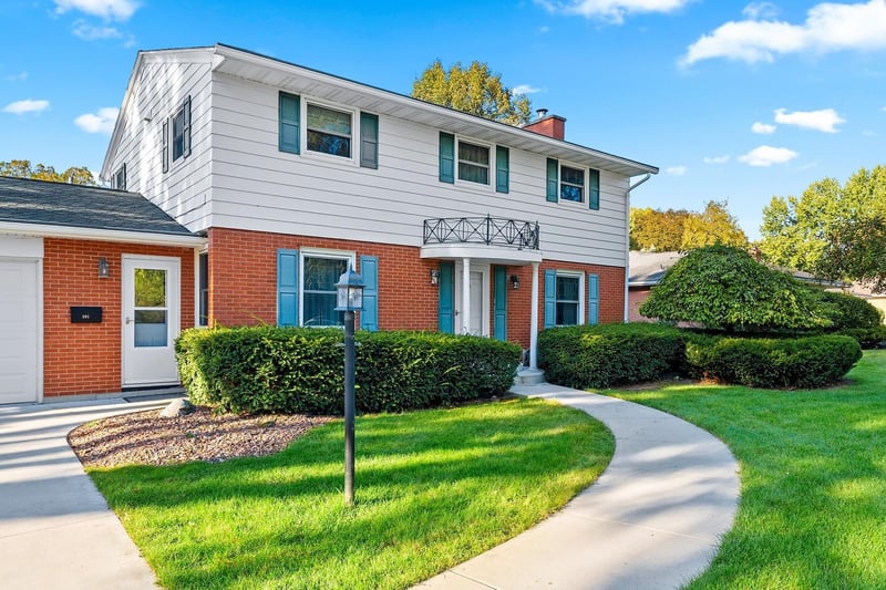 501 St Marys Blvd, Green Bay, WI 54301