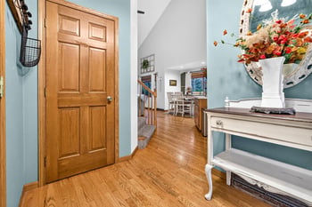 1408 W Seneca Dr, Appleton, WI 54914