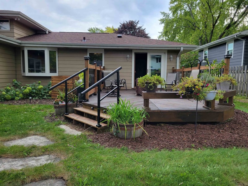 708 Kensington Rd, Neenah, WI 54956