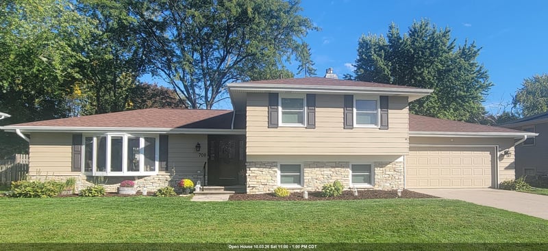 708 Kensington Rd, Neenah, WI 54956