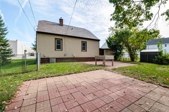 1105 Lincoln St, Green Bay, WI 54303-3629