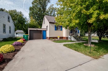 1105 Lincoln St, Green Bay, WI 54303-3629
