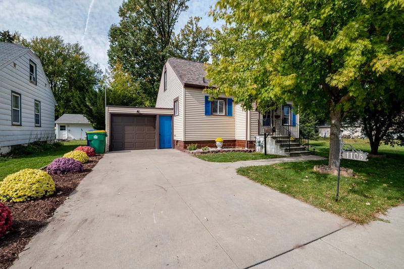 1105 Lincoln St, Green Bay, WI 54303-3629