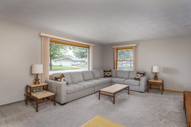 2515 S Greenview St, Appleton, WI 54915