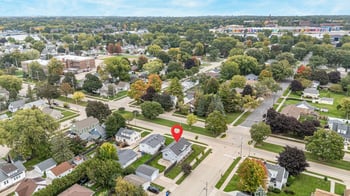 703 N Sawyer St, Oshkosh, WI 54902