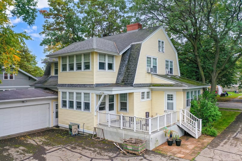 708 Garden St, Green Bay, WI 54303-3534