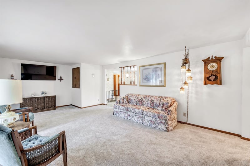 1804 Keehan Ln, Green Bay, WI 54311-6404