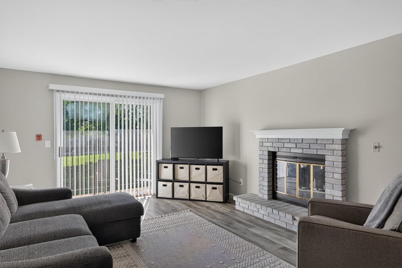 1757 Maricopa Dr #C, Oshkosh, WI 54904-8703