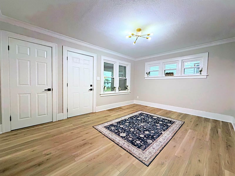 425 Monroe St, Neenah, WI 54956