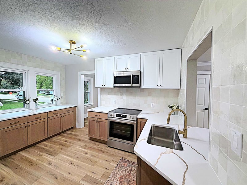 425 Monroe St, Neenah, WI 54956