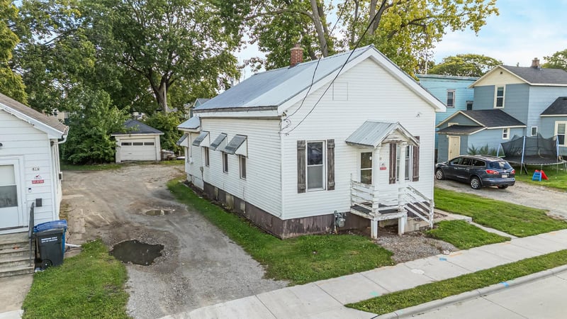 810 Mckinley St, Oshkosh, WI 54901
